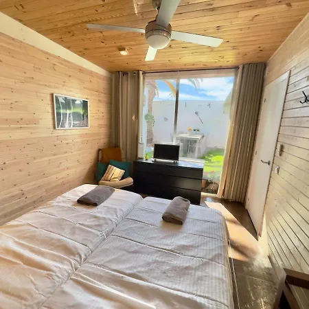 Sukka - Elegant - Community Pool Access * 特尔德